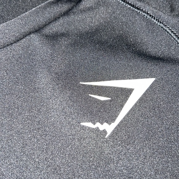 Gymshark Performance Shirt Size Medium - Picture 5 of 8